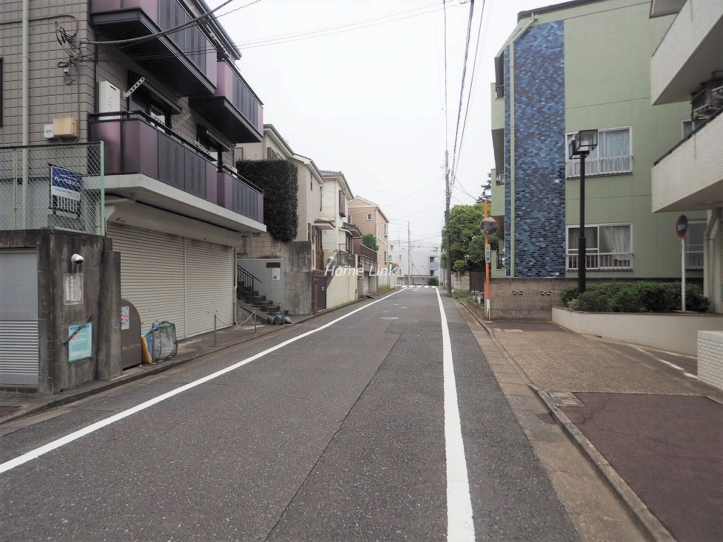 シャルム見次公園　前面道路