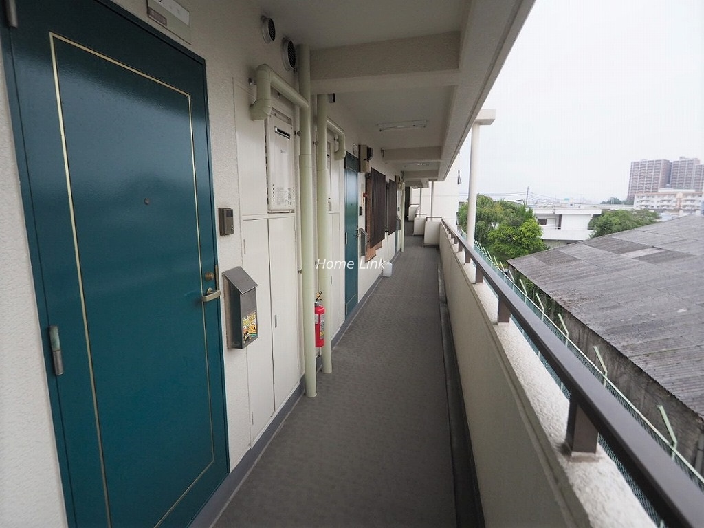 シャルム見次公園　共用部通路