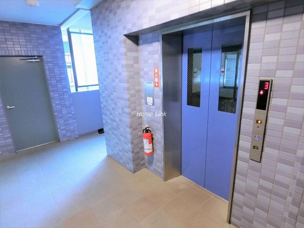 セザール蓮根 エレベーターホール