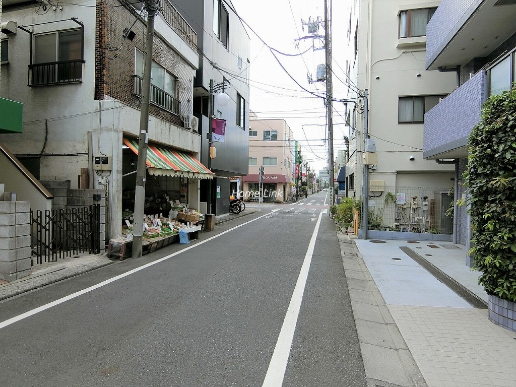セザール蓮根 前面道路