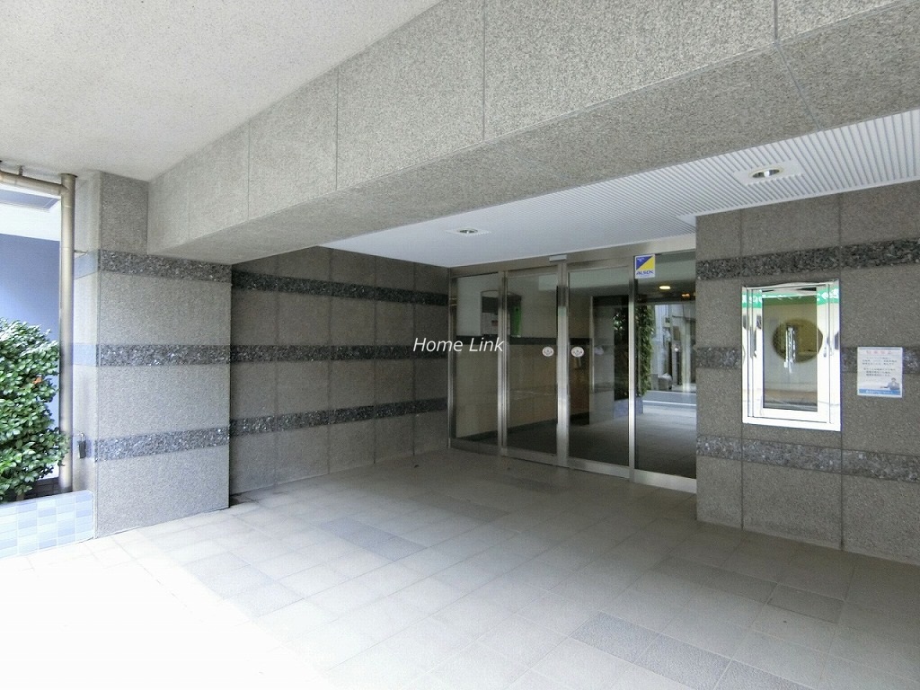 セザール蓮根 エントランス