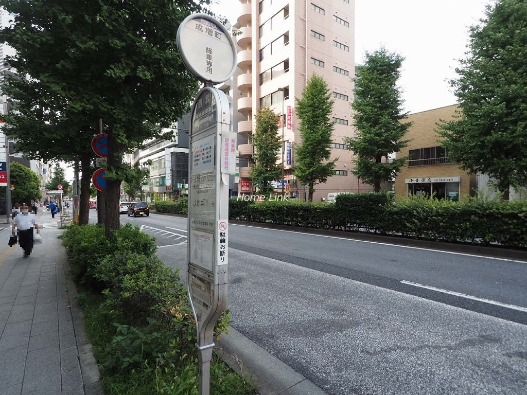 タイムズコーポ成増 バス停