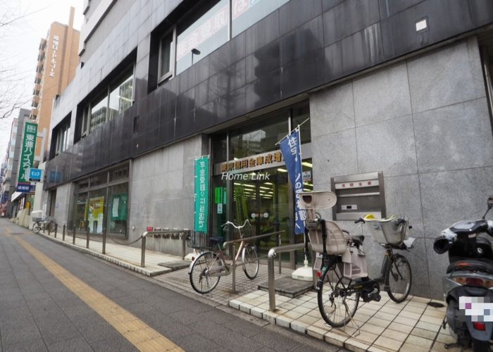タイムズコーポ成増　１～２階は東京信用金庫