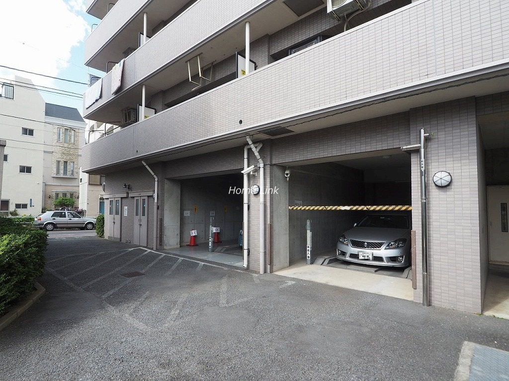 プライムコート大山 駐車場