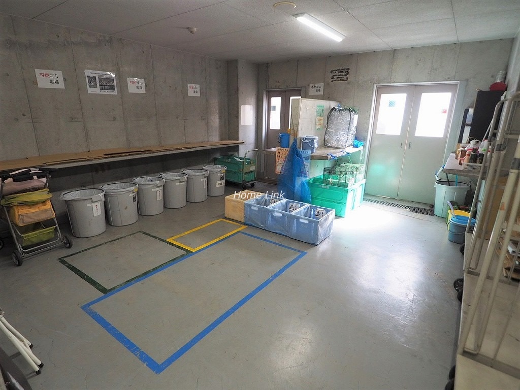 プライムコート大山 ゴミ置き場