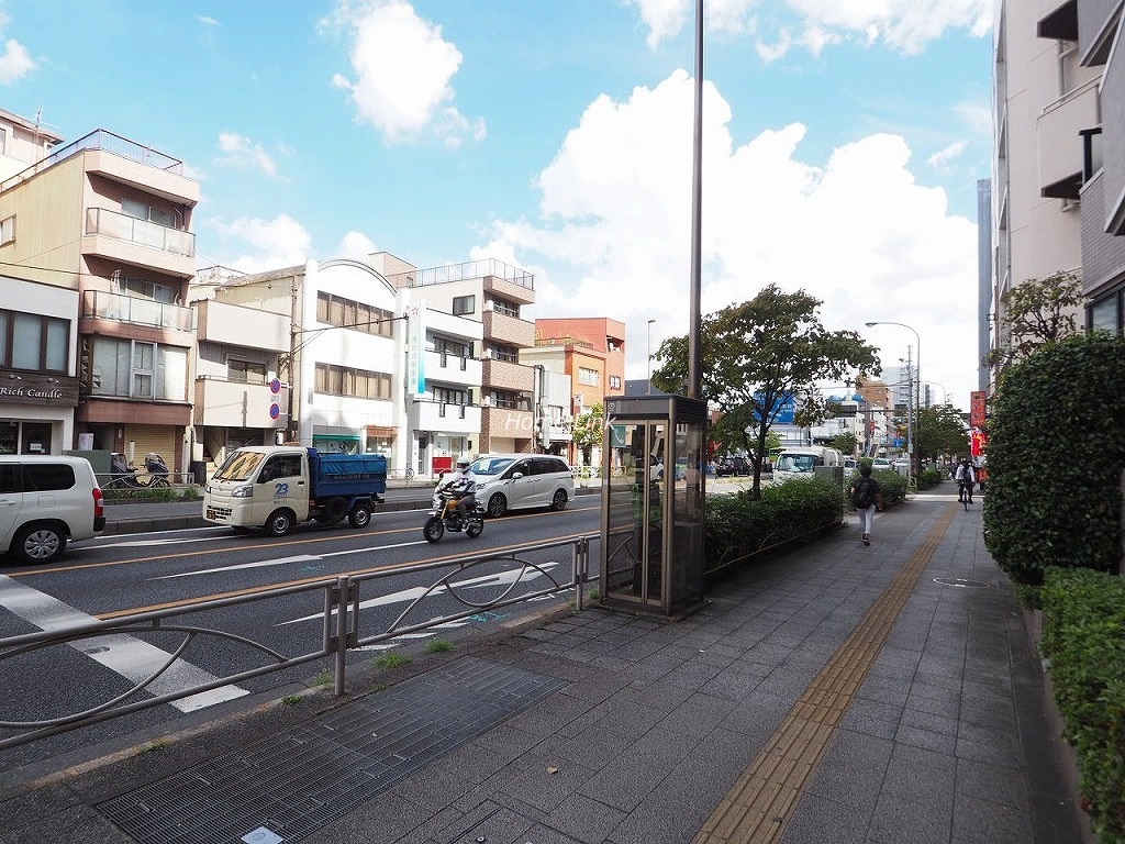プライムコート大山 前面道路歩道