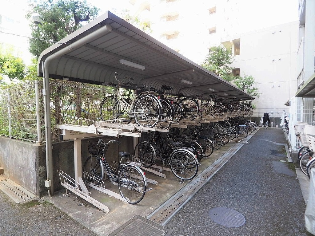 レジデンス大山　駐輪場