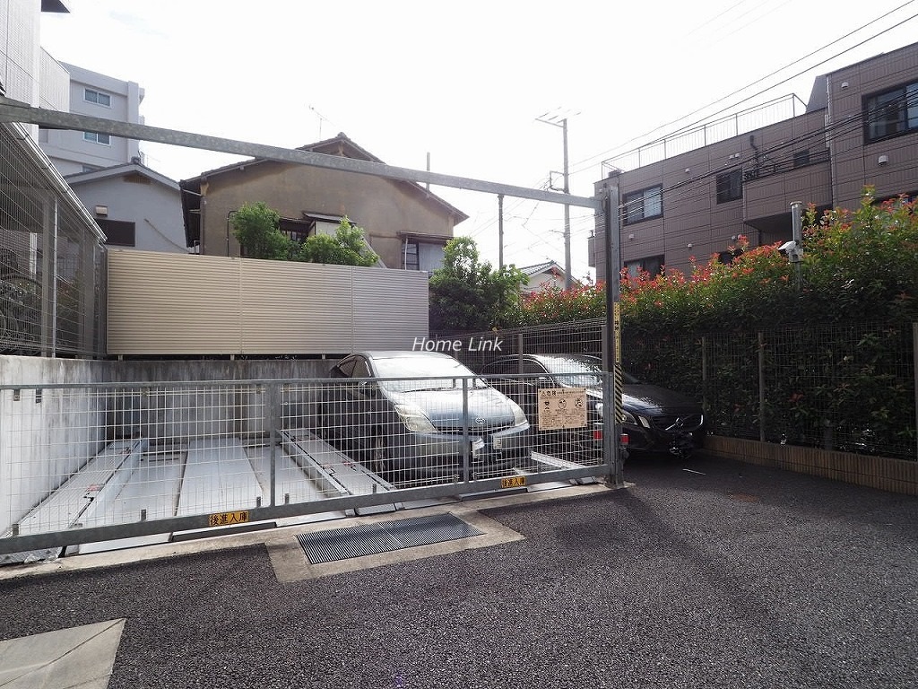 アプレシアス上板橋　駐車場