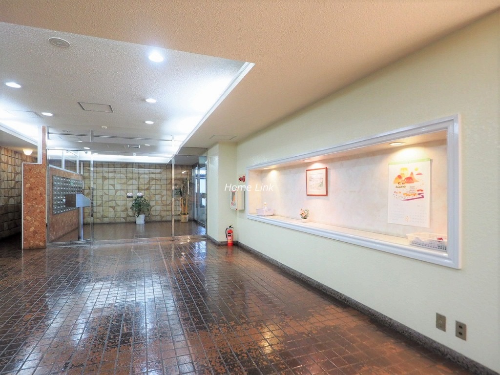 イトーピア春日部マンション エントランスホール