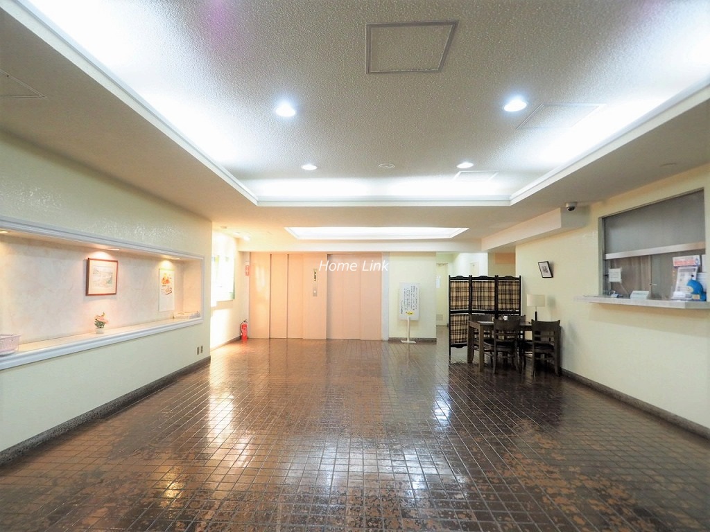 イトーピア春日部マンション エントランスホール