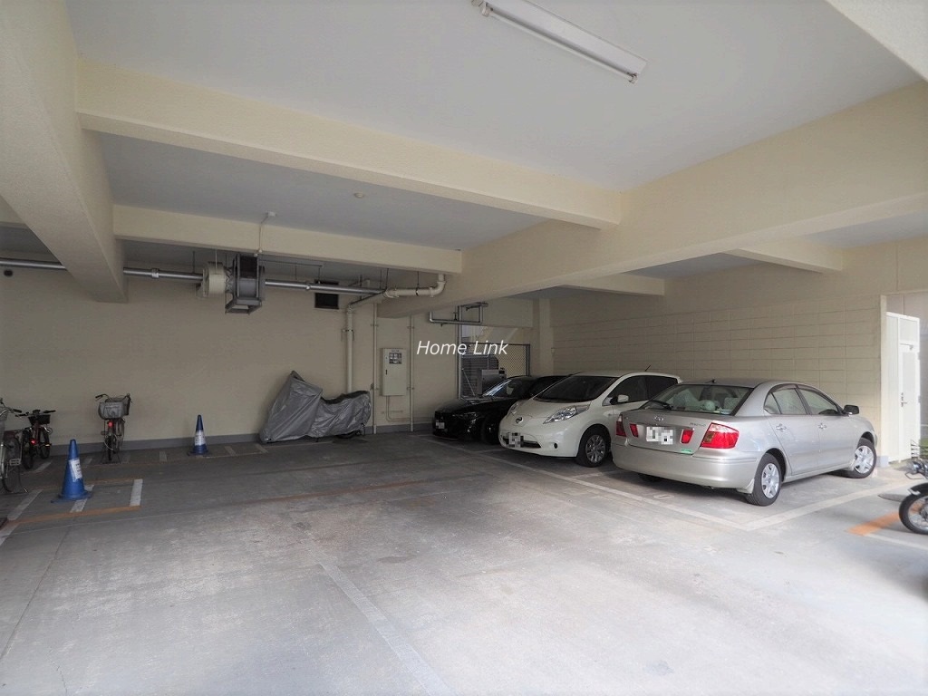 イトーピア春日部マンション 駐車場