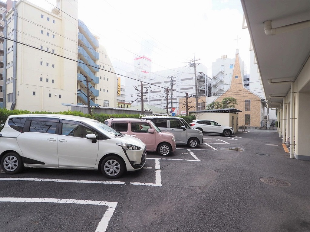 イトーピア春日部マンション 駐車場
