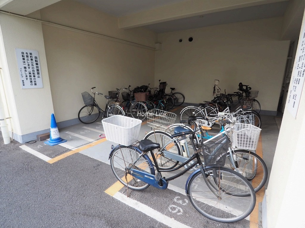 イトーピア春日部マンション 駐輪場