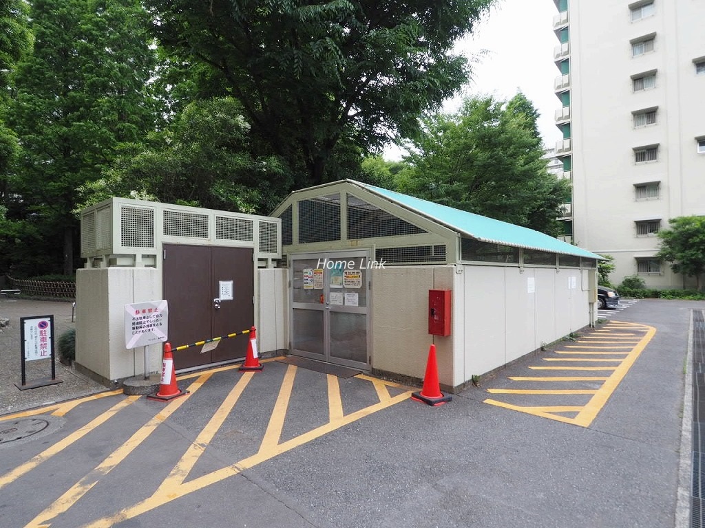 サンシティ Ｉ棟　ゴミ置場