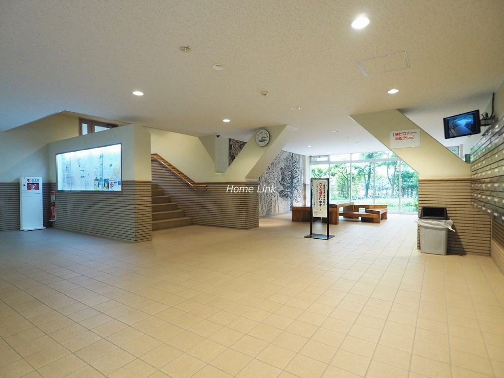 サンシティ Ｉ棟　エントランスホール