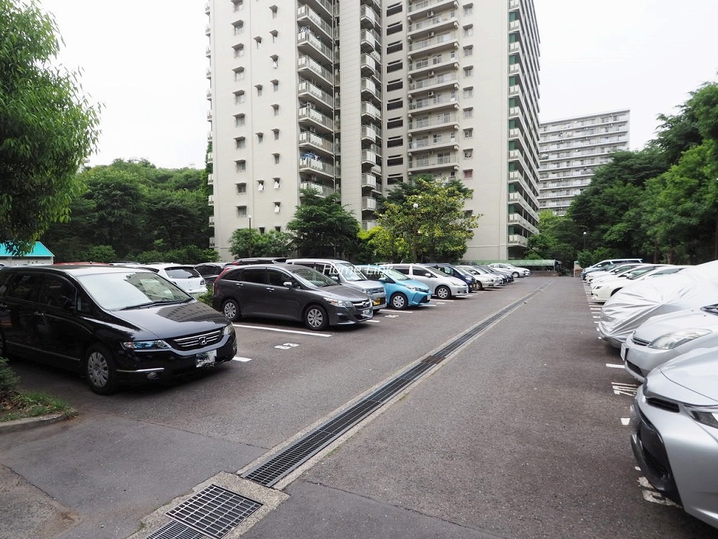サンシティ Ｉ棟　駐車場