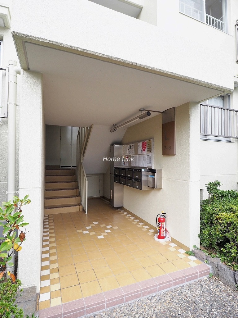 サンシティ東の丘 Ｌ棟　エントランス