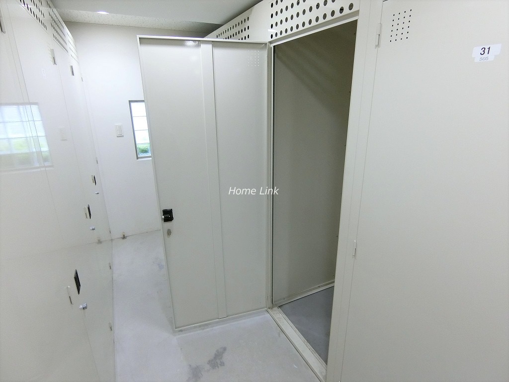 ファミール西台 トランクルーム