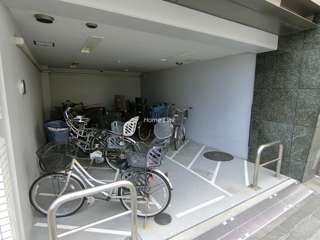 ファミール西台 駐輪場