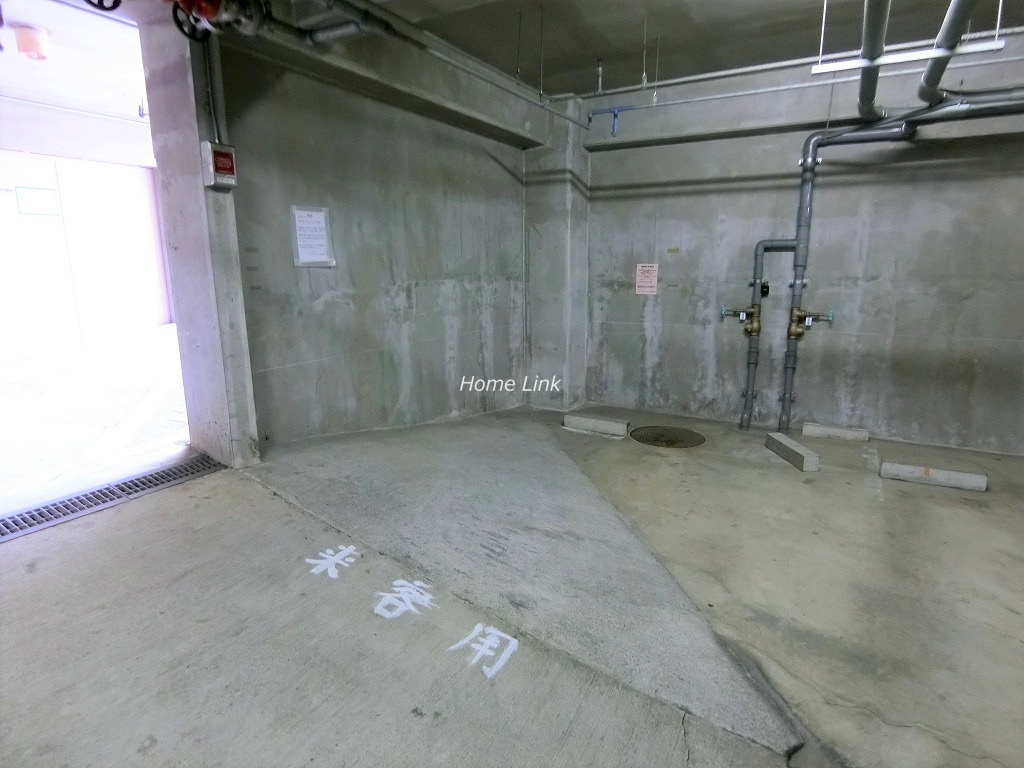 マイ・キャッスル宝 来客用駐車場