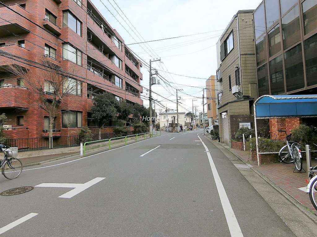 コーポラスときわ台　前面道路