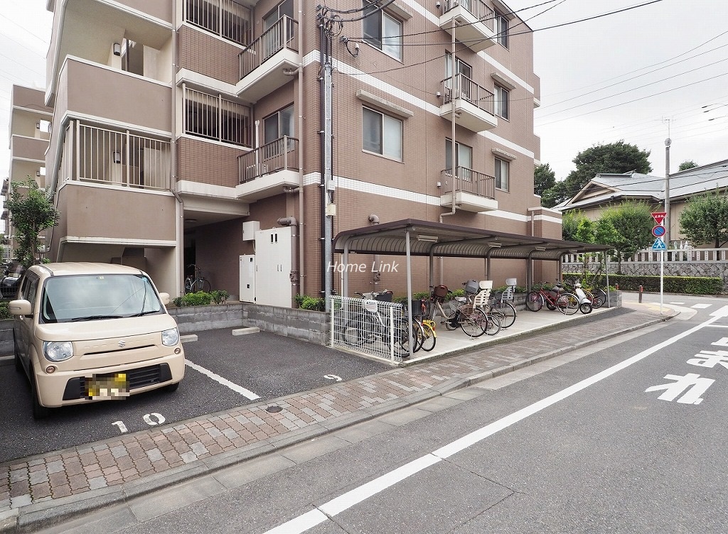 サンクレイドル徳丸ウインフォート 駐車場