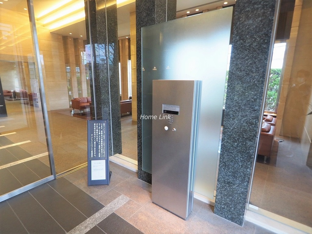 ザ・クレストリヴァシス　オートロック