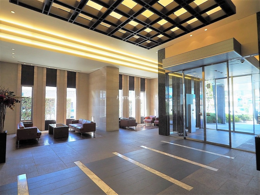 ザ・クレストリヴァシス　エントランスホール