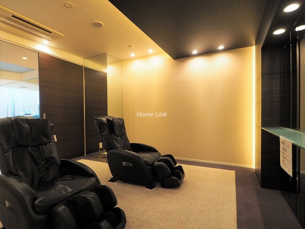 ザ・クレストリヴァシス　ヒーリングルーム