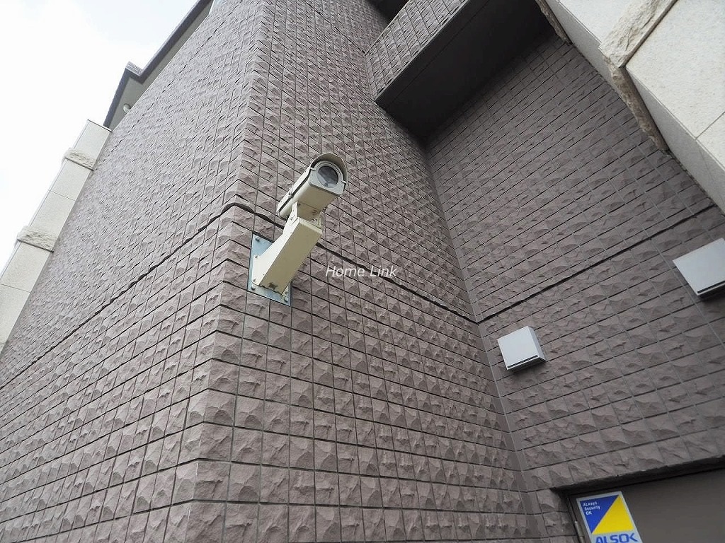 ザ・クレストリヴァシス　防犯カメラ