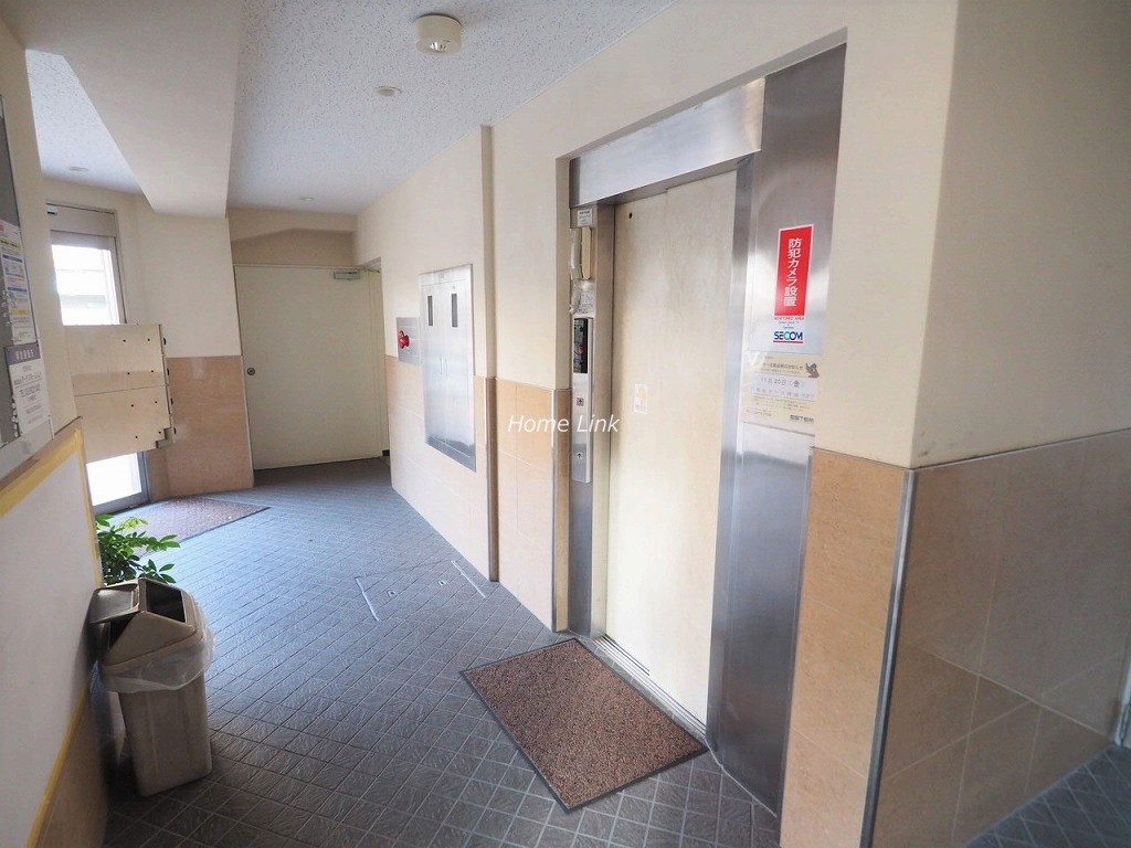 高島平サンパワー　エレベーターホール