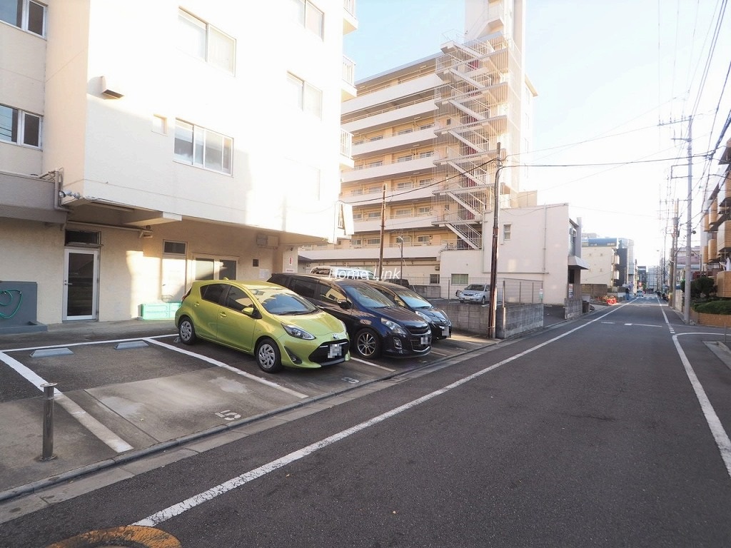 高島平サンパワー　駐車場