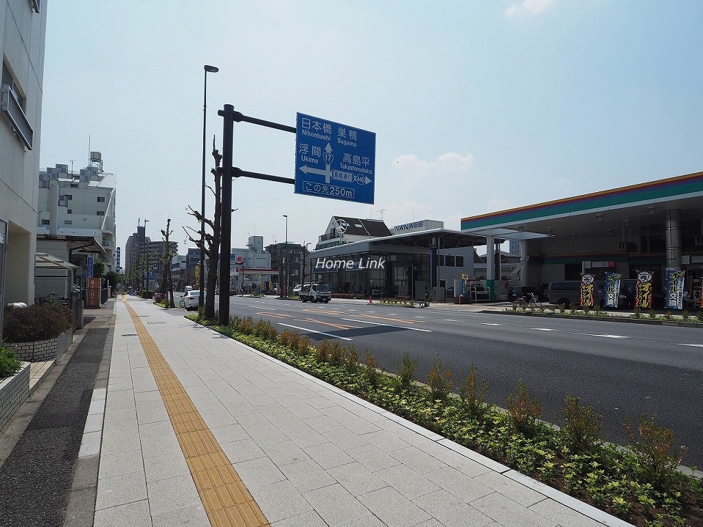 エンゼルハイム板橋　前面道路歩道