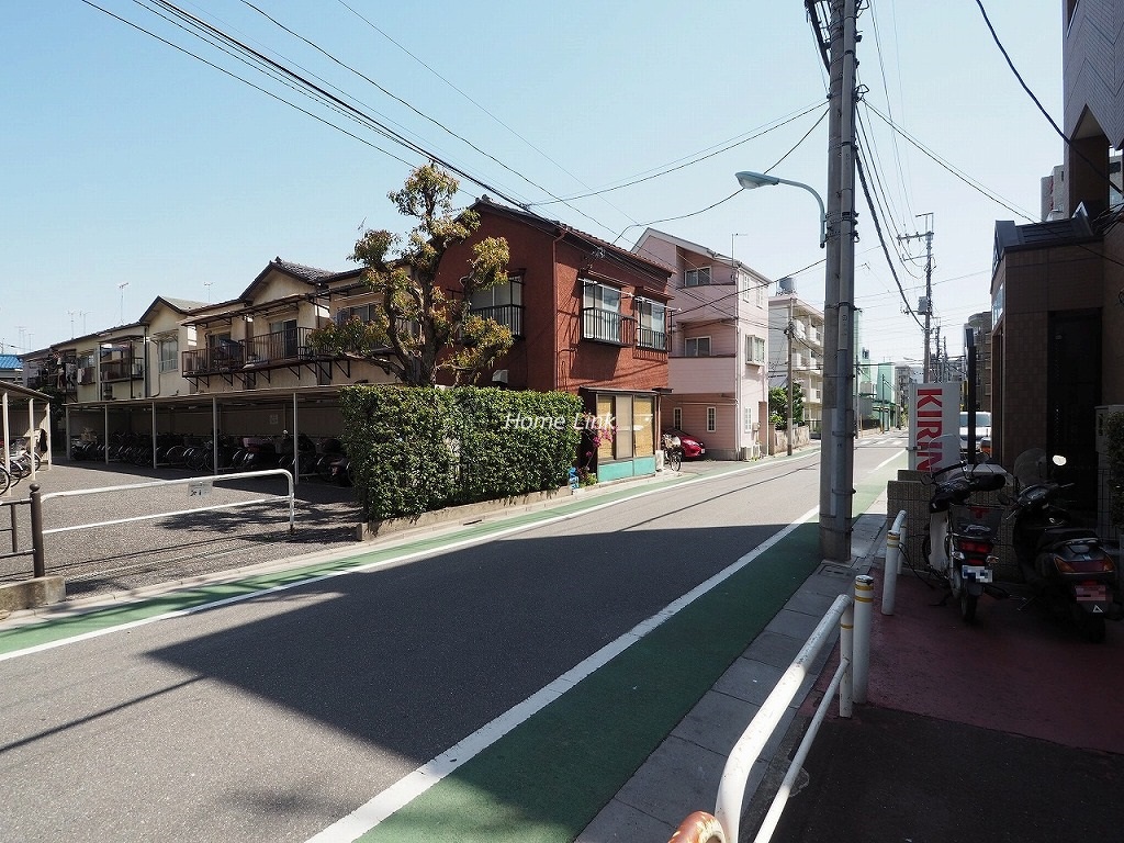 キャニオンマンション蓮根城北公園　前面道路