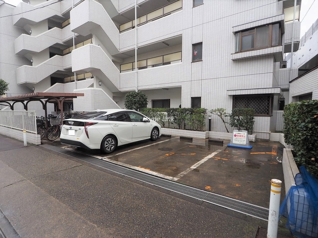 キャニオンマンション蓮根城北公園　駐車場