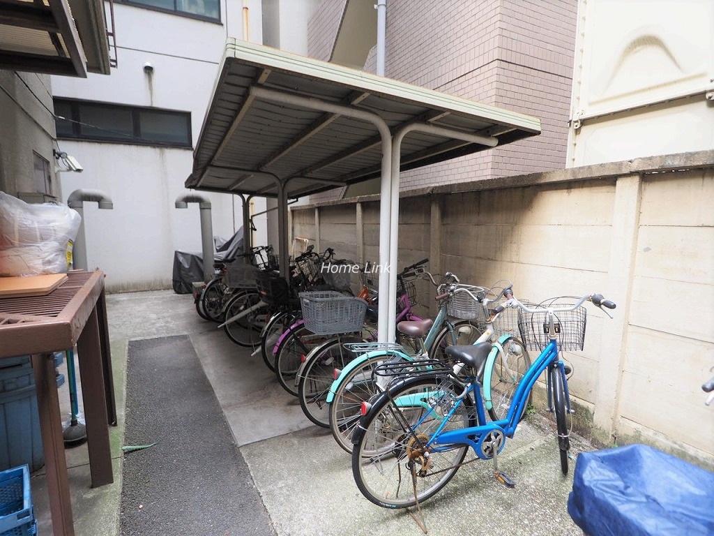 ジャルダン板橋 駐輪場