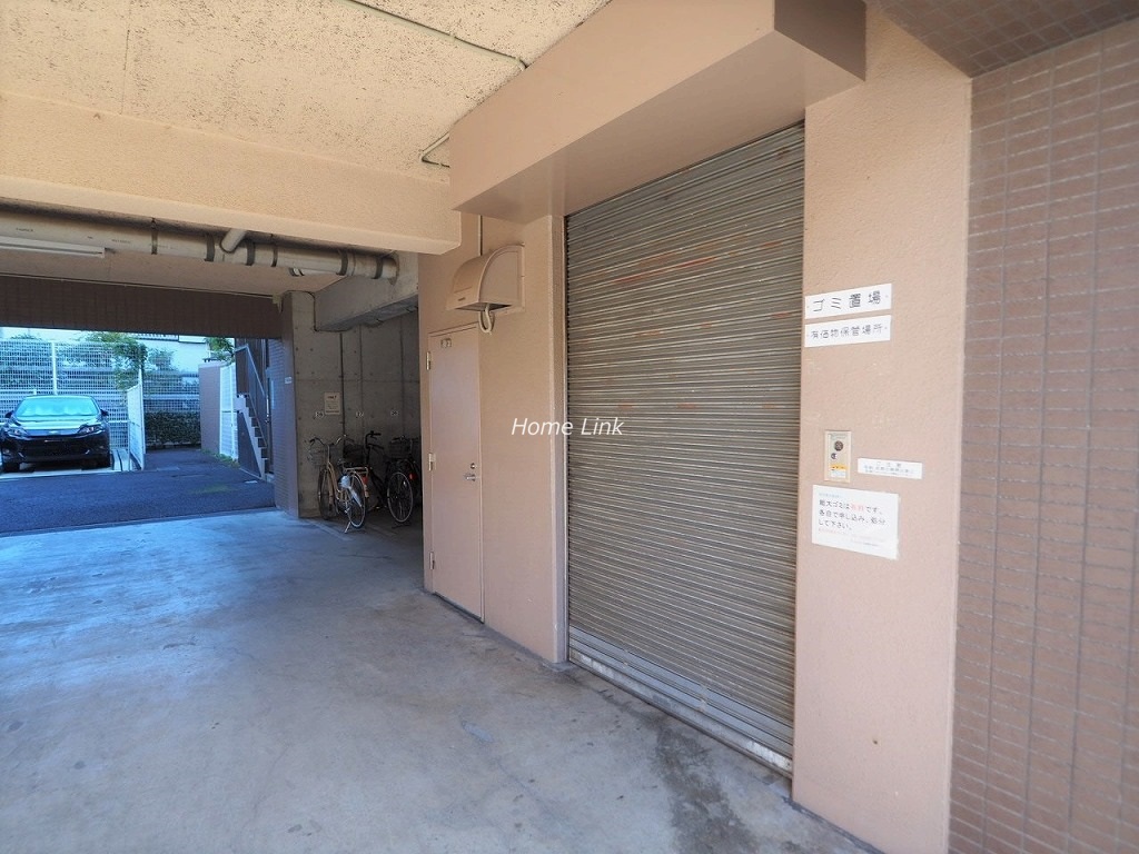 マートルコート板橋泉 ゴミ置き場