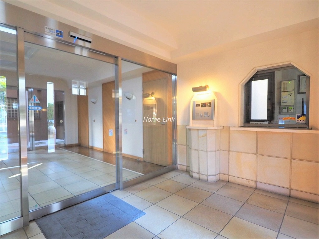 マートルコート板橋泉 エントランス