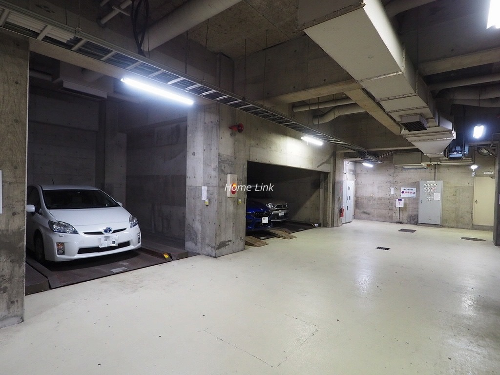 板橋区役所前リリエンハイム 駐車場