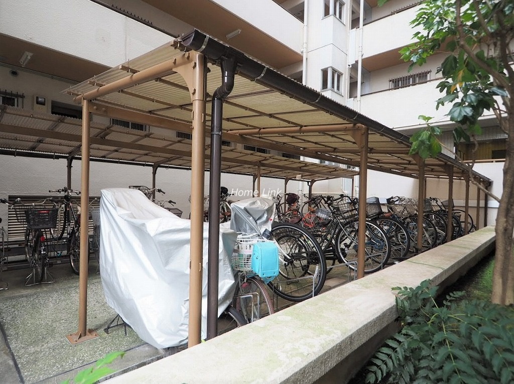 板橋区役所前リリエンハイム 駐輪場