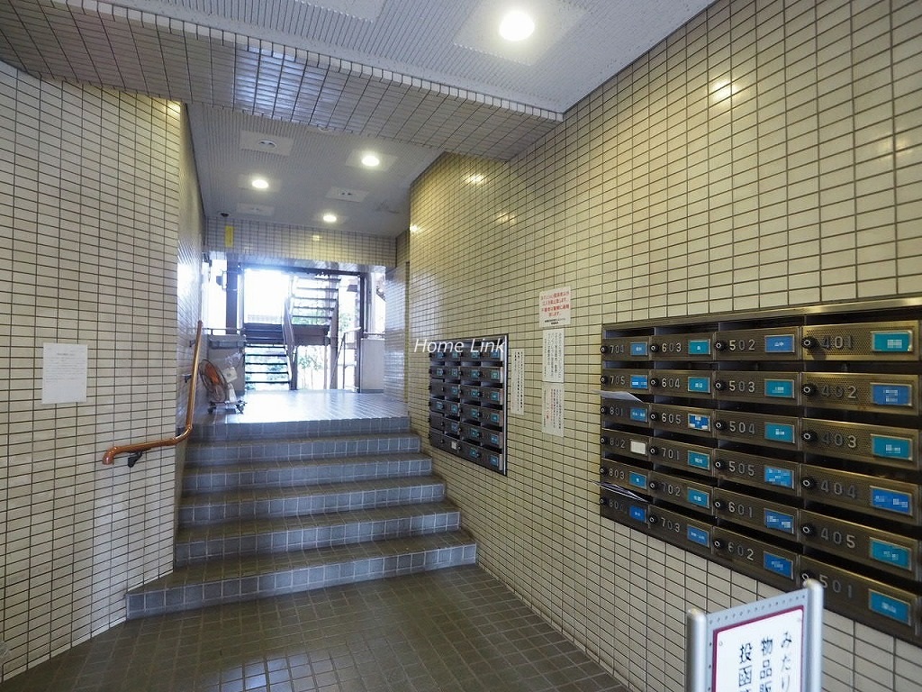 板橋区役所前リリエンハイム エントランス