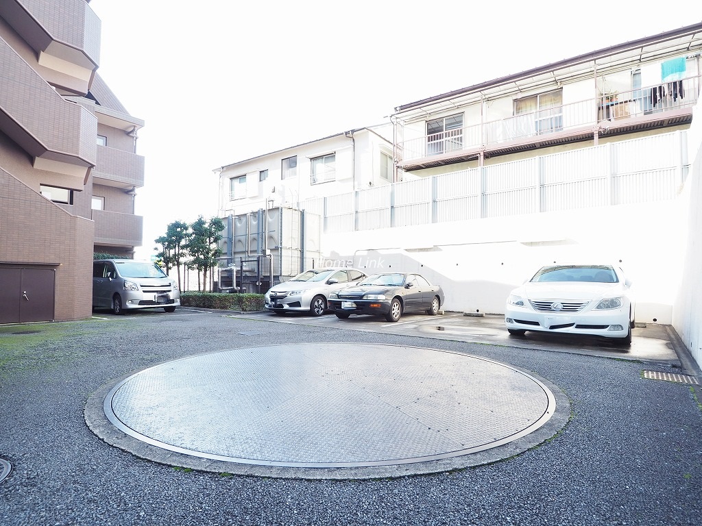 コスモ成増シティフォルム 駐車場