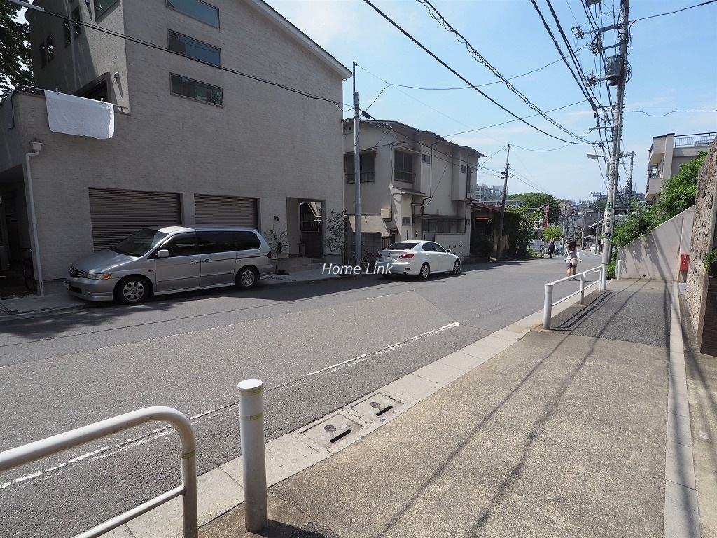 コスモ成増シティフォルム 前面道路歩道
