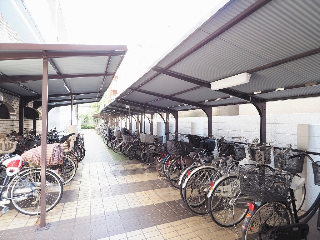 ダイアパレス新板橋　駐輪場