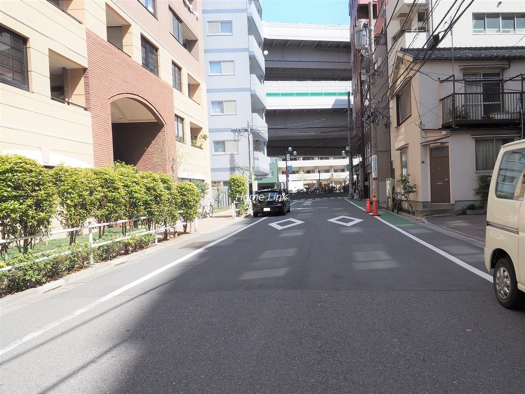 ダイアパレス新板橋　前面道路