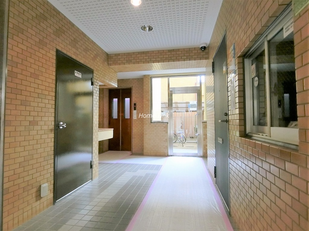 ライオンズマンション高砂　エントランスホール