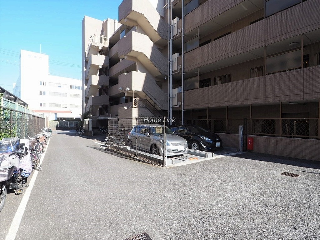 レクシオ志村坂上 駐車場