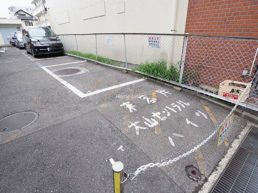 大山セントラルハイツ 来客用駐車場