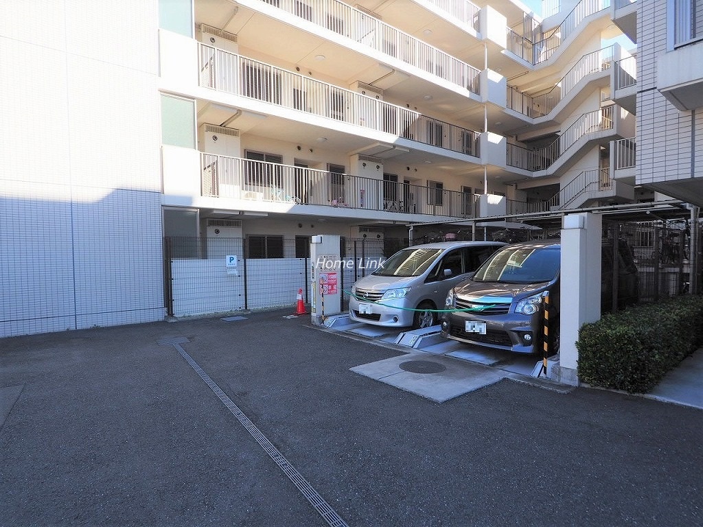 ウェリスときわ台　駐車場