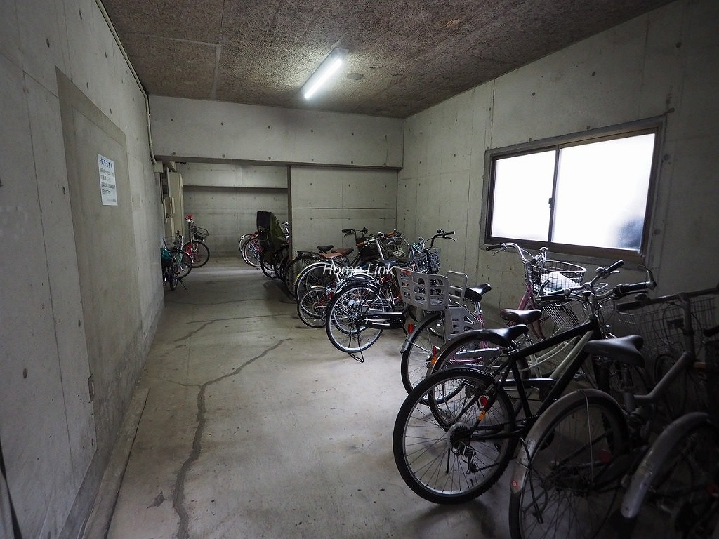 ハイシティときわ台 駐輪場